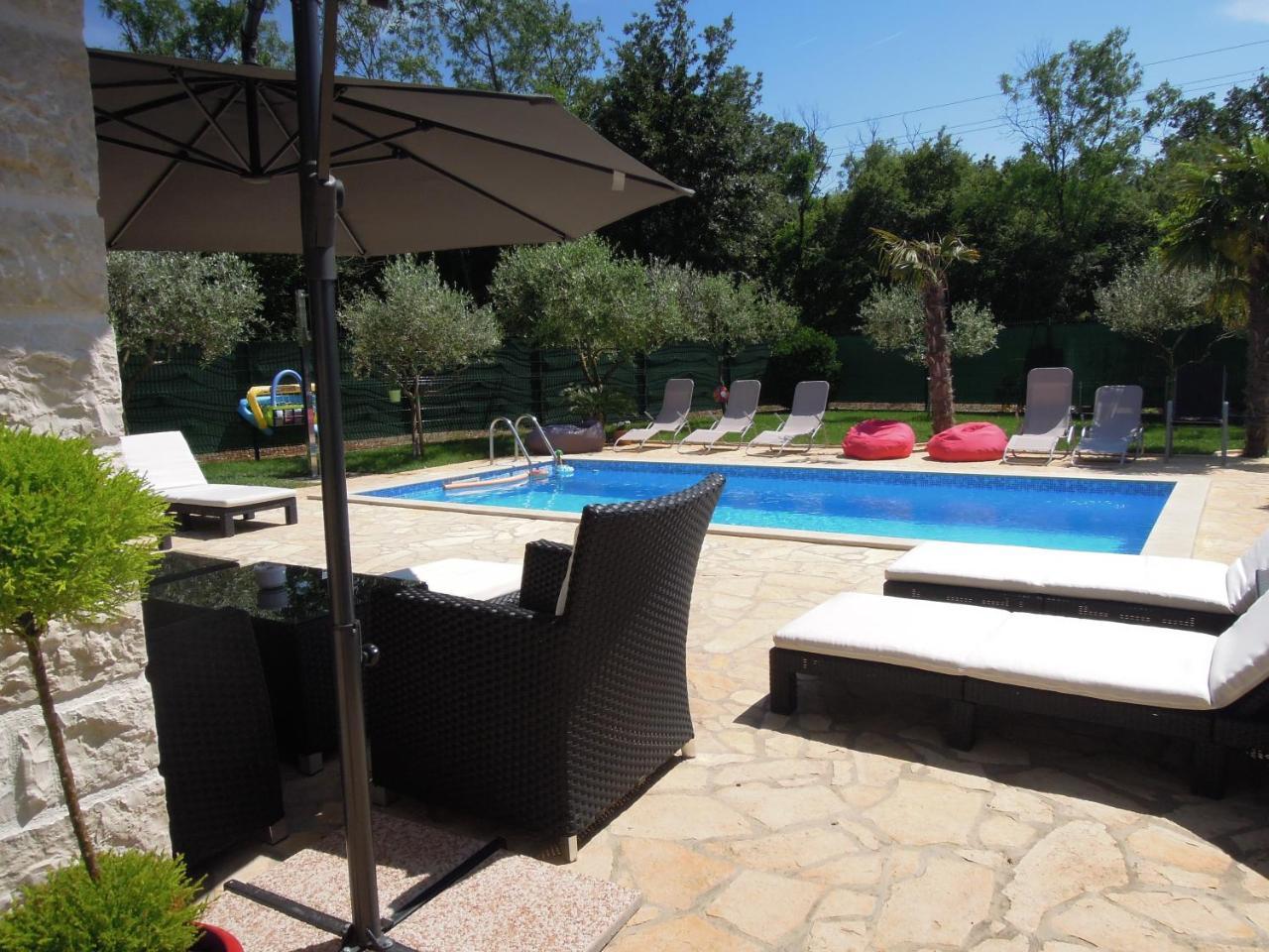 Holiday Home Villa Ivan Umag Exterior foto