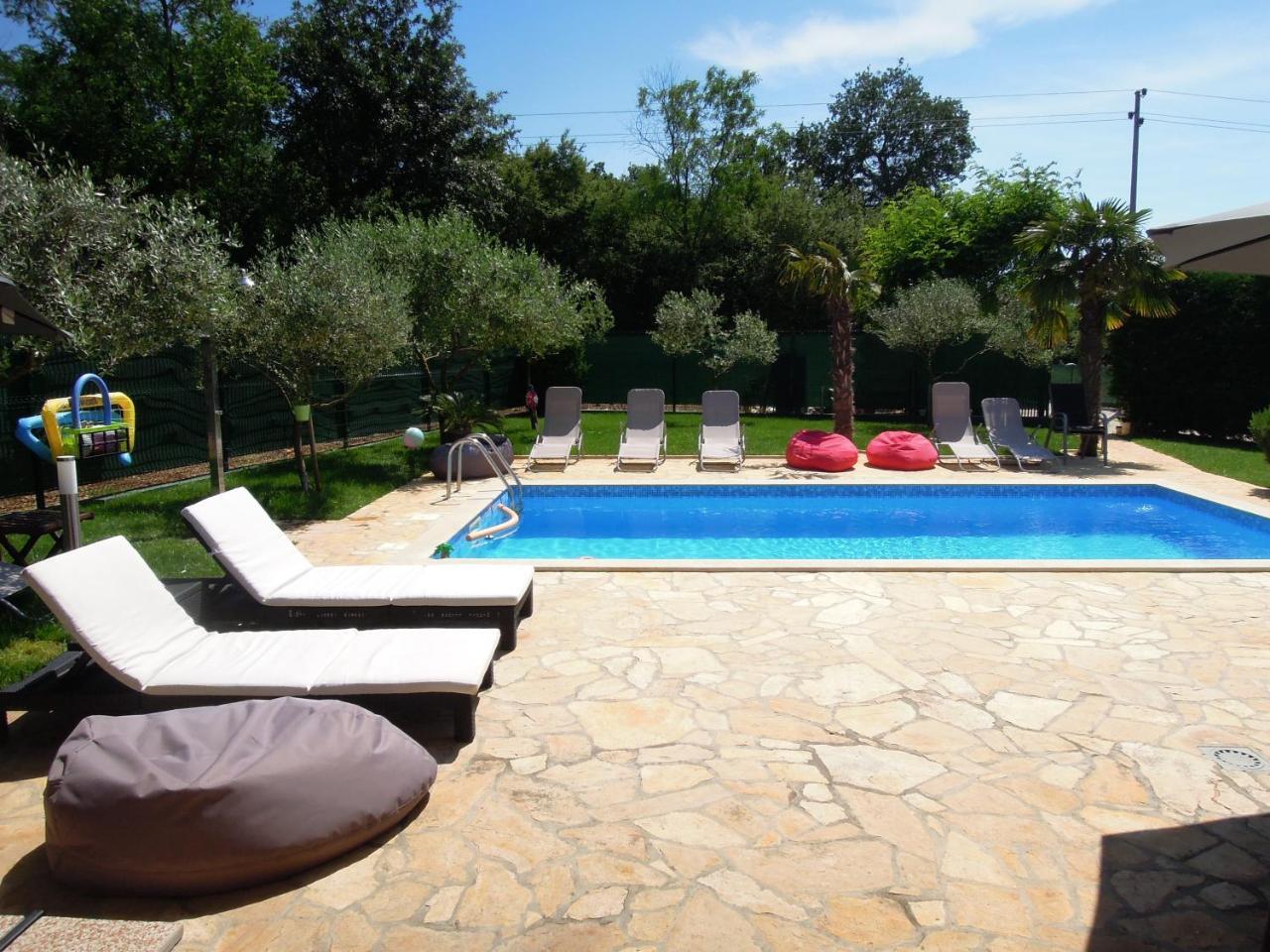 Holiday Home Villa Ivan Umag Exterior foto
